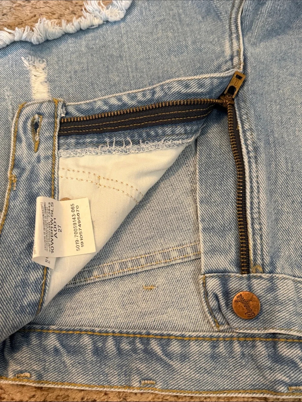 Wrangler Light Blue Denim Cutoff Shorts Frayed Hem Boot Barn Country Size 27